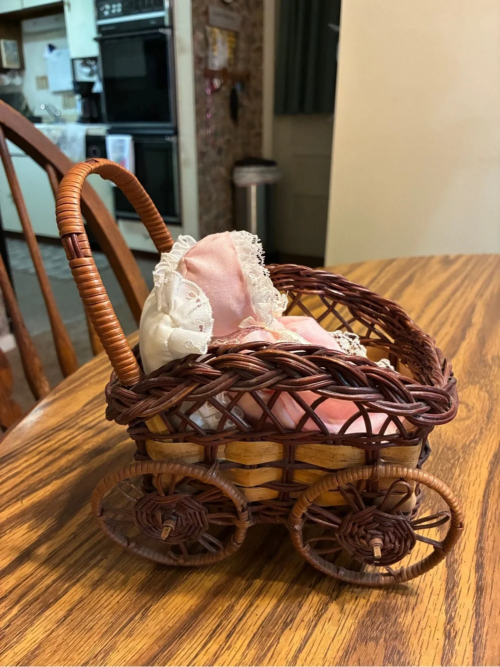 Antique like Wicker Basket with Pink & Cream Baby Doll Set1980-2000